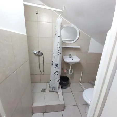 Barbarosa Vama Veche