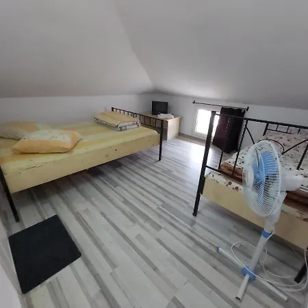 Barbarosa Vama Veche